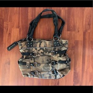 B. Makowsky camo Purse